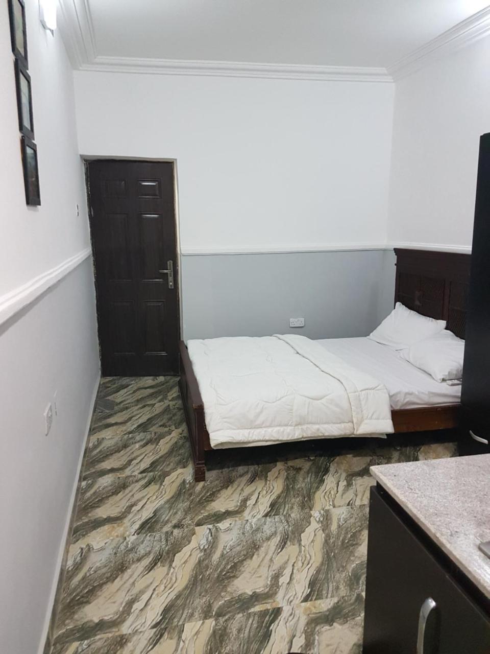 Rock Towers Apartments Абуджа Экстерьер фото